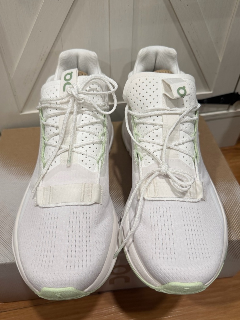 ON Cloudnova 2 White/Sage Women’s 9.5 - Picture 3 of 12